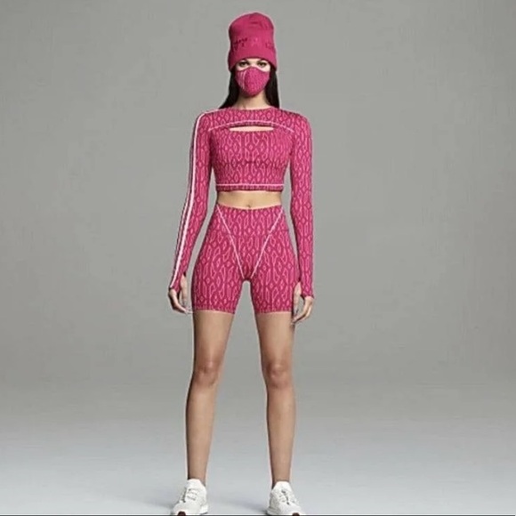 Ivy Park Monogram Short Tights Bold pink - Picture 1 of 7